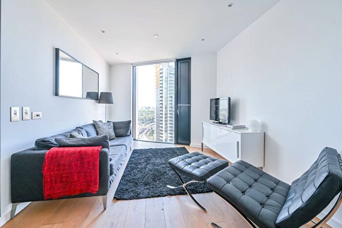 2 Bedroom Flat To Rent In Walworth Road, Elephant And Castle, London, SE1