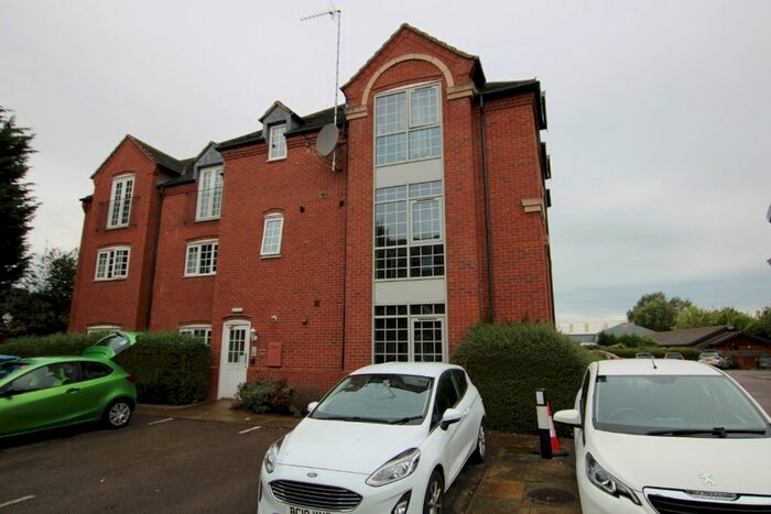 2 Bedroom Flat To Rent In Caxton Court, Burton-On-Trent, DE14