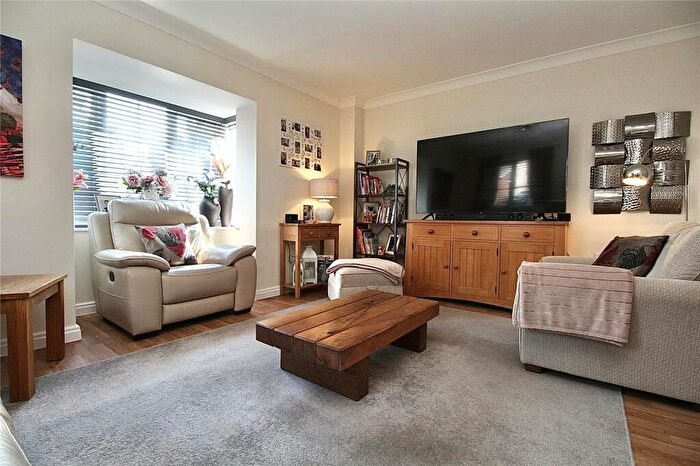3 Bedroom End Of Terrace House For Sale In Cormorant Drive, Stowmarket, Suffolk, IP14