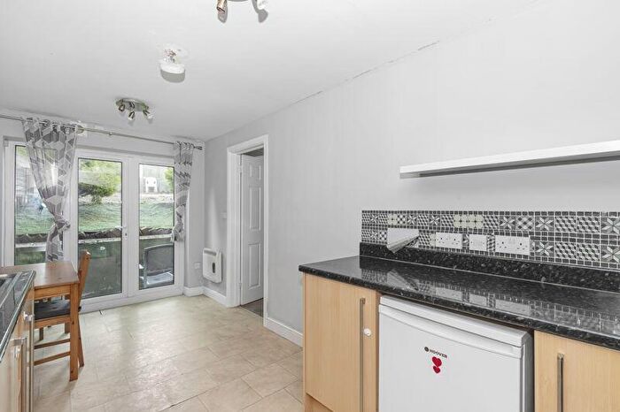 1 Bedroom Flat For Sale In Clouds Hill Road, Bristol, BS5