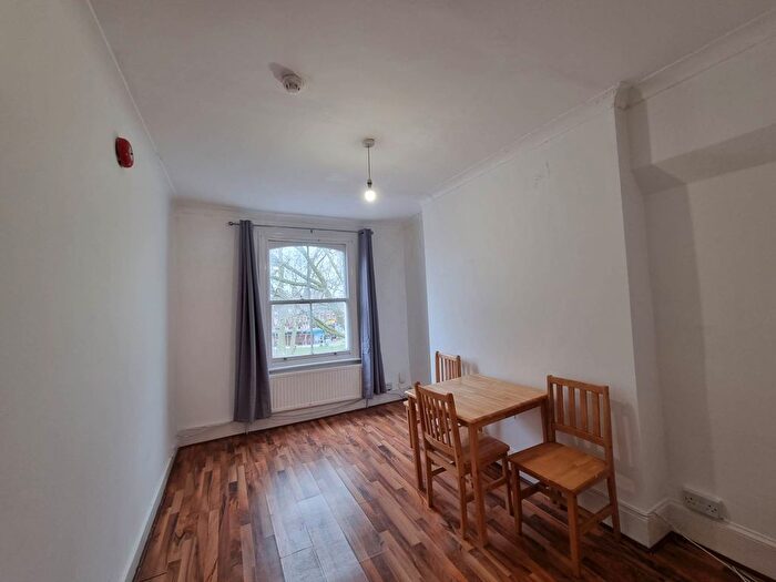 1 Bedroom Flat To Rent In Newington Green, London, N16