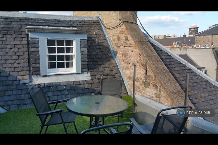 4 Bedroom Flat To Rent In Rose Street, Edinburgh, EH2