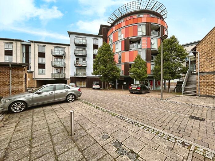 3 Bedroom Apartment To Rent In Quayside Drive, Colchester, CO2