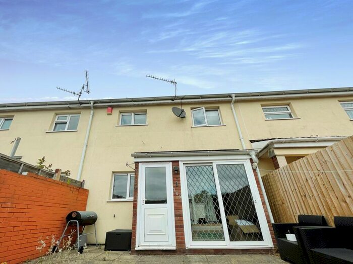2 Bedroom House To Rent In Bryn Celyn, Cardiff, CF23