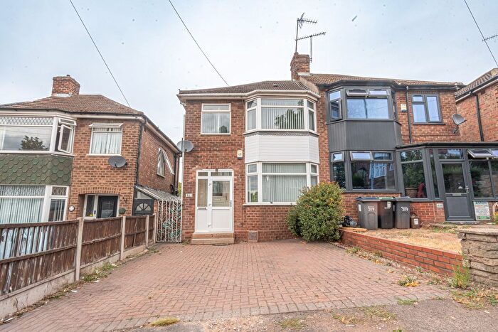 3 Bedroom Semi-Detached House For Sale In Rocky Lane, Great Barr, Birmingham, B42