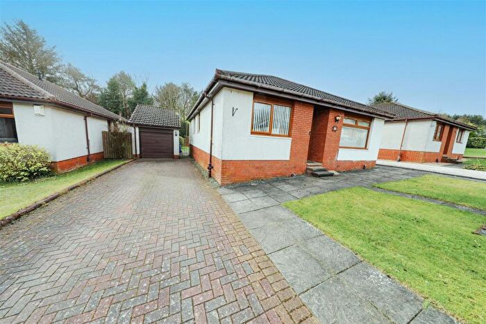 3 Bedroom Detached Bungalow For Sale In John Knox Gardens, Glenrothes, KY7