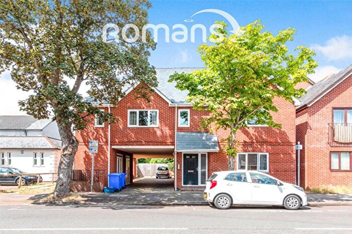1 Bedroom Apartment For Sale In Queens Road, Farnborough, Hampshire, GU14