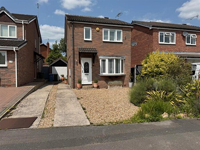 3 Bedroom Detached House For Sale In Meadow Road, Worksop, S80