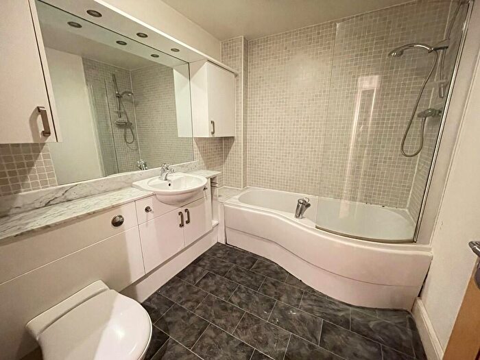 2 Bedroom Apartment To Rent In Greestone Mount, Lincoln, LN2