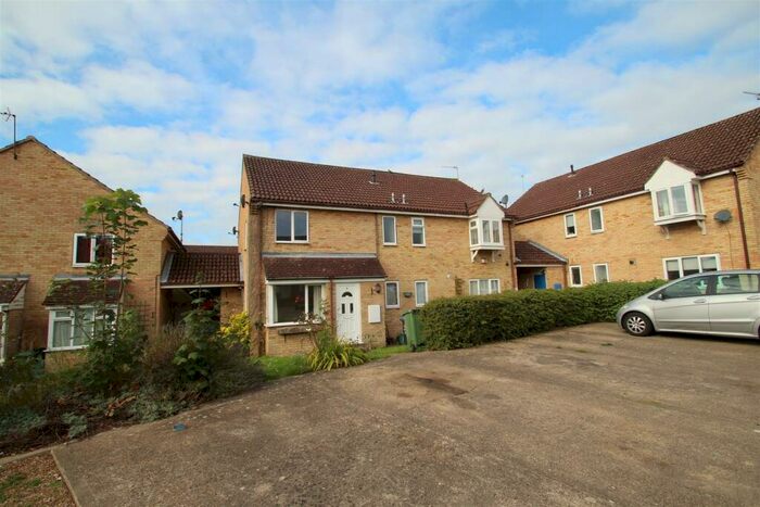 1 Bedroom Terraced House To Rent In The Lawns, Hemel Hempstead, HP1