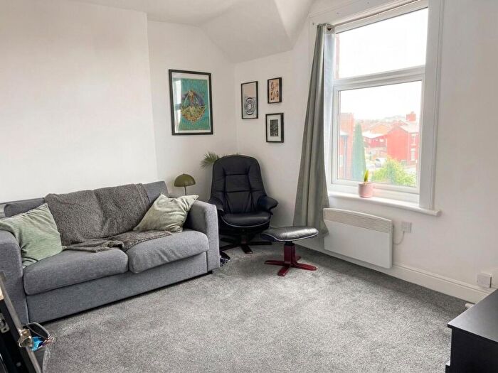 1 Bedroom Flat To Rent In Corporation Road, Audenshaw, M34