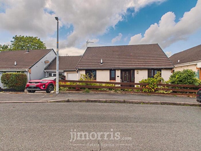 2 Bedroom Semi-Detached Bungalow For Sale In Castle High, Haverfordwest, SA61