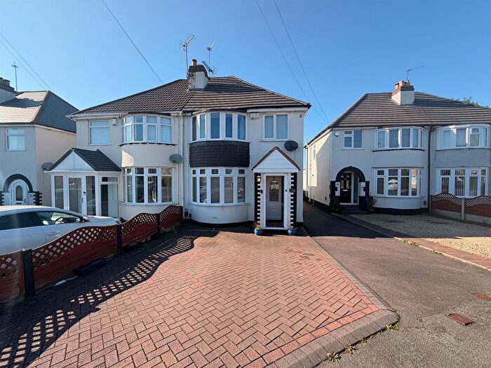 3 Bedroom Semi Detached House For Sale In Sundour Crescent, Wednesfield, Wolverhampton, WV11