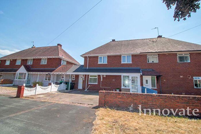 3 Bedroom Semi Detached House For Sale In Arthur Road, Tipton, DY4