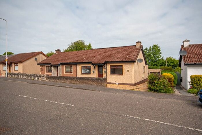 4 Bedroom Detached House To Rent In Foulford Road, Cowdenbeath, KY4