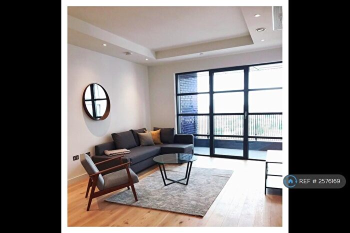 1 Bedroom Flat To Rent In Lookout Lane, London, E14