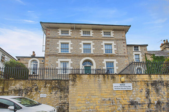 2 Bedroom Apartment For Sale In High Street, Bath, BA1