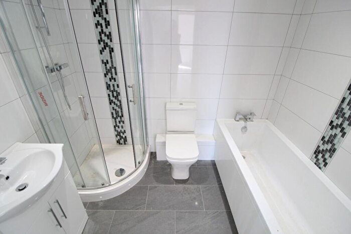 2 Bedroom Apartment To Rent In Viscount House, Rochford Road, Southend-on-Sea, SS2