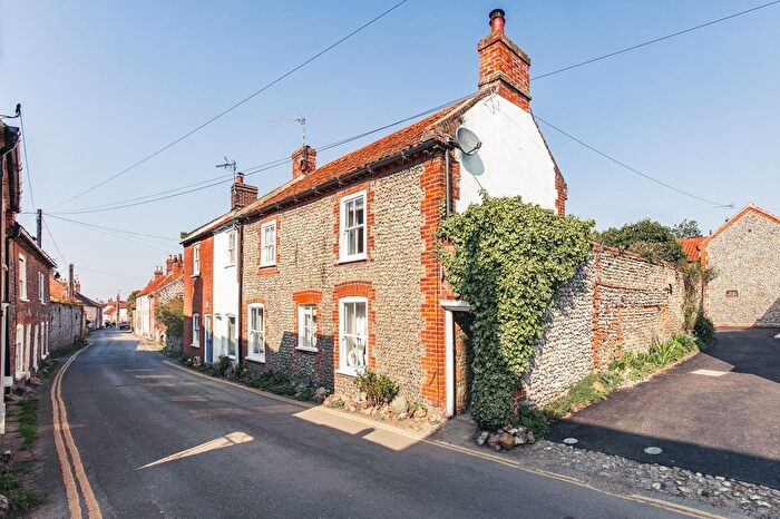 3 Bedroom Cottage For Sale In High Street, Blakeney, Holt, NR25
