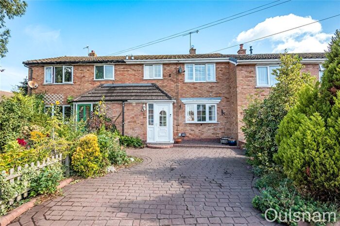 3 Bedroom Terraced House For Sale In Lincoln Road, Bromsgrove, Worcestershire, B61