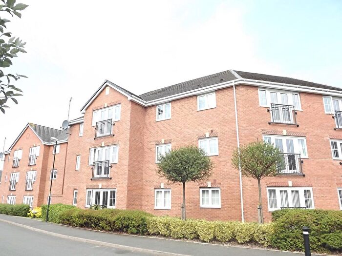 2 Bedroom Flat To Rent In Squires Grove, Willenhall, WV12