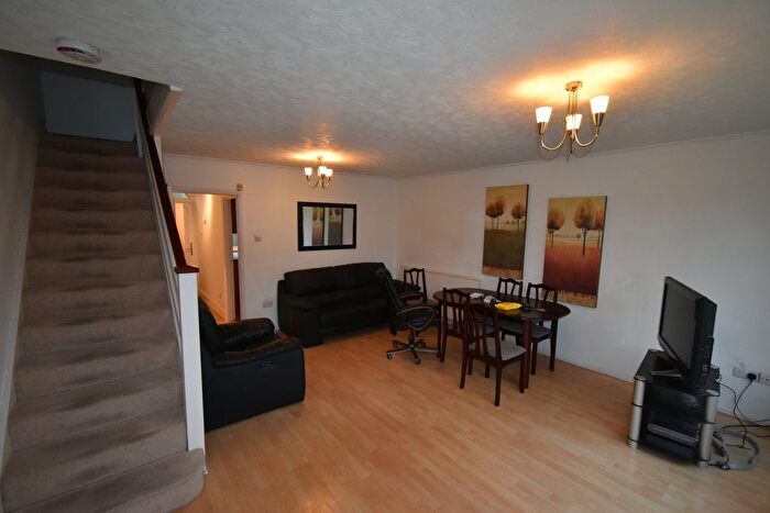 3 Bedroom Semi-Detached House To Rent In Rustic Place, Wembley, HA0