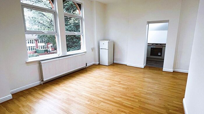 Studio To Rent In Mauldeth Road, Withington, M20
