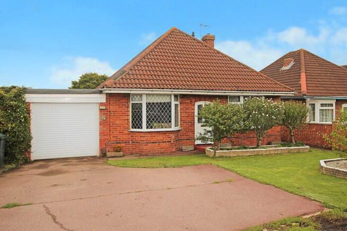 3 Bedroom Bungalow To Rent In Beaver Lane, Ashford, TN23