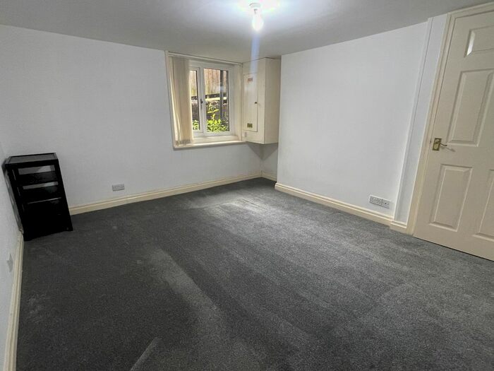 1 Bedroom Flat To Rent In Kings Road, Doncaster, DN1
