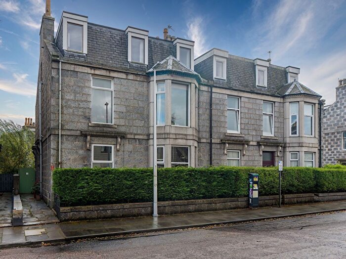 2 Bedroom Flat For Sale In Calsayseat Road, Aberdeen, AB25