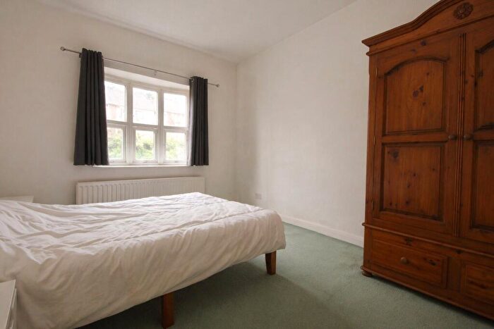 2 Bedroom Maisonette To Rent In Norwich Road, Thornton Heath, Surrey, CR7