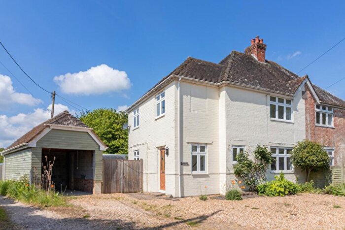 3 Bedroom Semi-Detached House To Rent In Lippen Lane, Warnford, Southampton, SO32