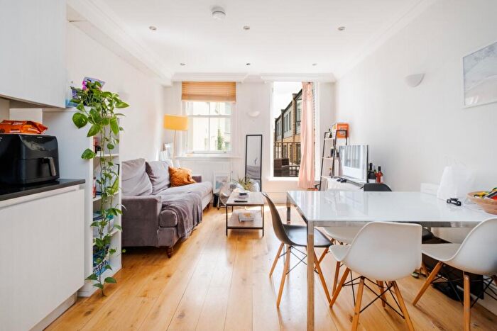 2 Bedroom Flat To Rent In MacKenzie Road London, N7