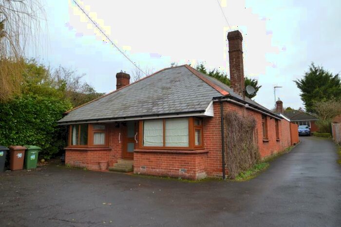 4 Bedroom Detached Bungalow To Rent In Charlton Road, Andover, SP10