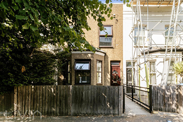 2 Bedroom Terraced House For Sale In Canterbury Road, Croydon, Greater London, CR0