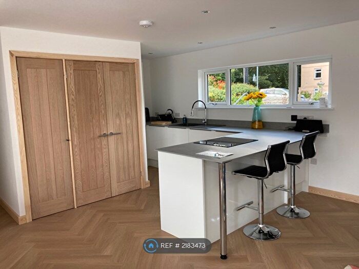 3 Bedroom Bungalow To Rent In De Pass Gardens, Falmouth, TR11
