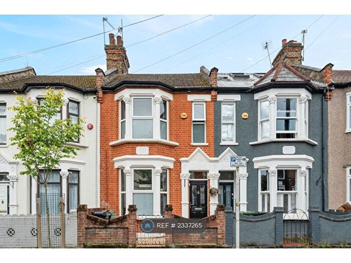 3 Bedroom Terraced House To Rent In Blenheim Road, London, E17