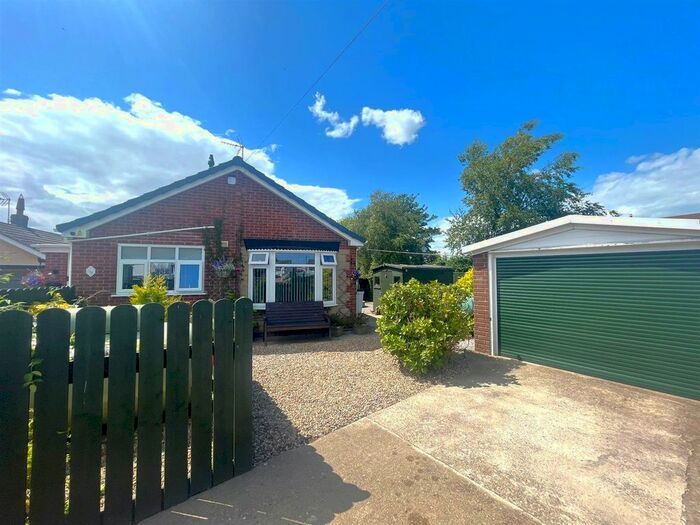 2 Bedroom Detached Bungalow For Sale In Castle View, Skipsea, Driffield, YO25