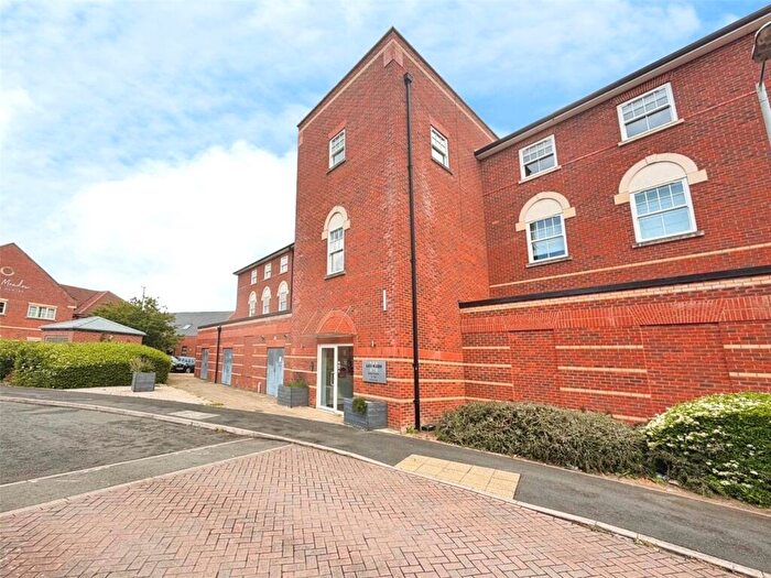1 Bedroom Apartment For Sale In Alder Meadow, Warwick, Warwickshire, CV34
