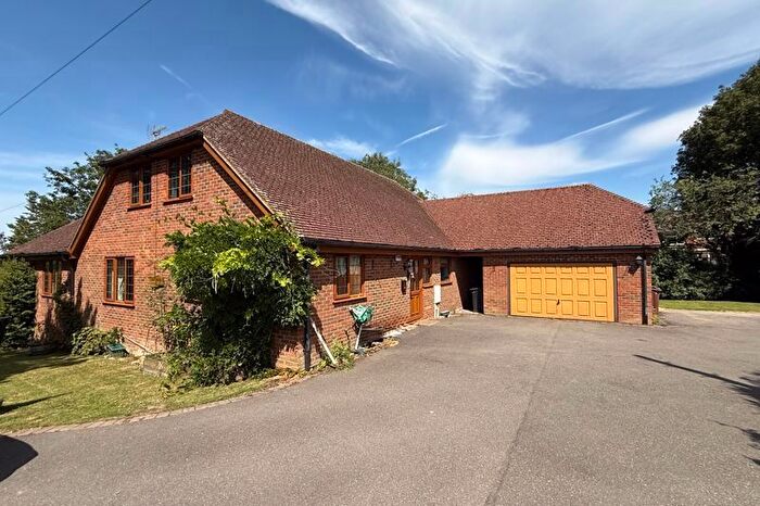 3 Bedroom Detached Bungalow For Sale In Marsh Road, Hamstreet, Ashford, TN26