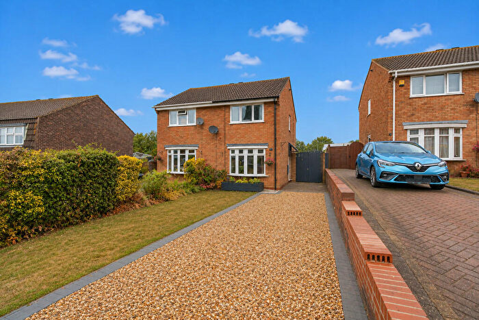 2 Bedroom Semi-Detached House For Sale In Brookweed, Tamworth, B77