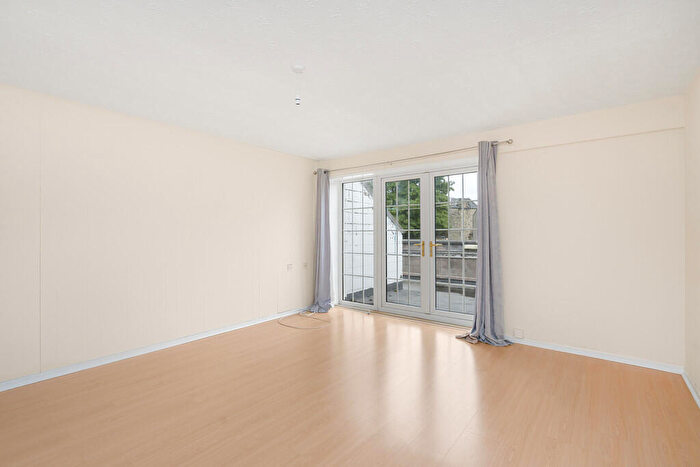 2 Bedroom Apartment For Sale In Union Square, West Calder, EH55