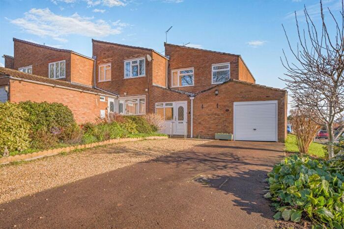 3 Bedroom End Of Terrace House For Sale In Maple Avenue, Bulwark, Chepstow, NP16