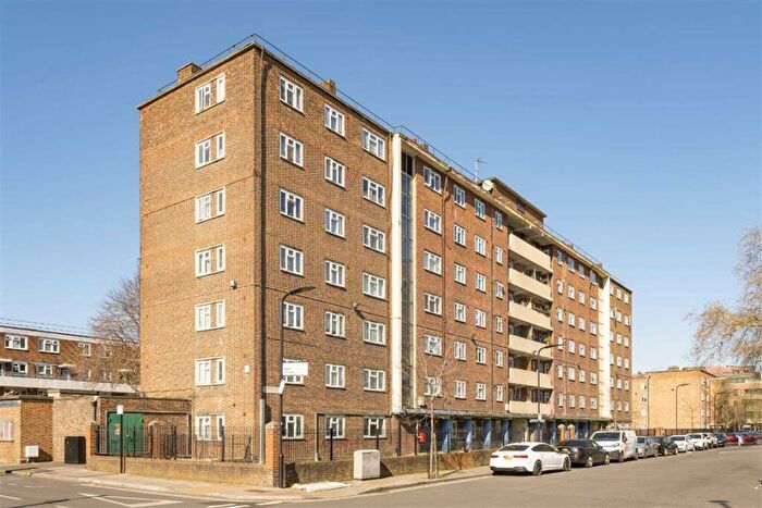 4 Bedroom Flat For Sale In Thurtle Road, Bethnal Green, E2