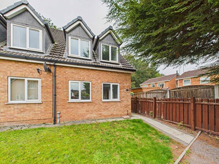 2 Bedroom Semi-Detached House To Rent In Dandy Mill Court, Pontefract, WF8