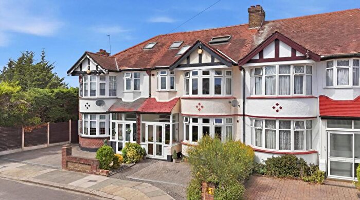 5 Bedroom Terraced House For Sale In Clovelly Gardens, Bush Hill Park, EN1