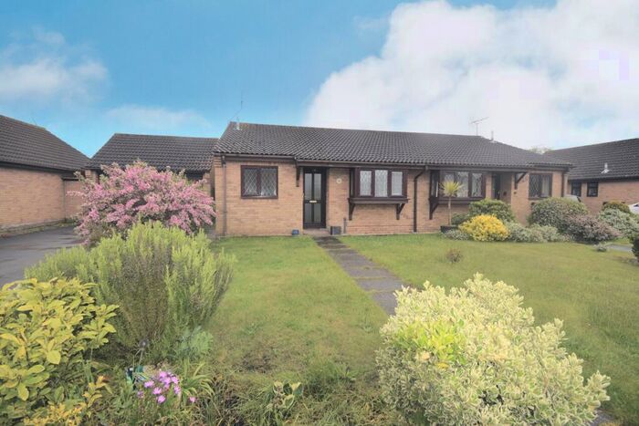 2 Bedroom Bungalow To Rent In Stallards Crescent, Kirby Cross, Frinton-on-Sea, CO13