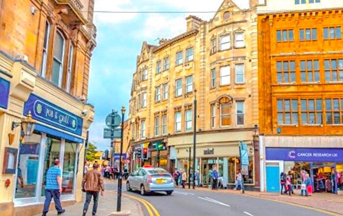 1 Bedroom Flat To Rent In , The Parade, Northampton, NN1