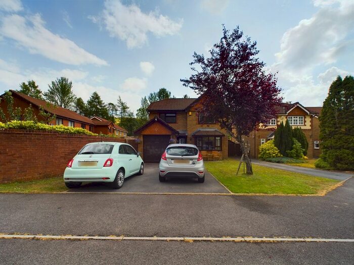 4 Bedroom Detached House For Sale In Brecon Heights, Victoria, NP23