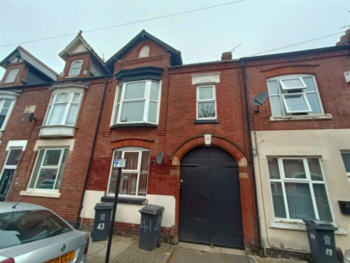 2 Bedroom Flat To Rent In Connaught Street, Leicester, LE2